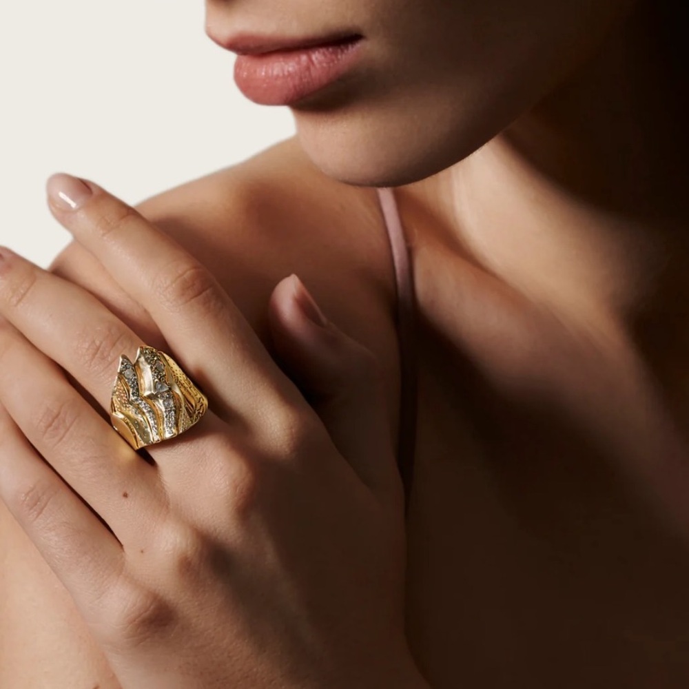 Authentic John Hardy solid 18K gold saddle ring grey white diamonds size 7 NIB! - Picture 2 of 15